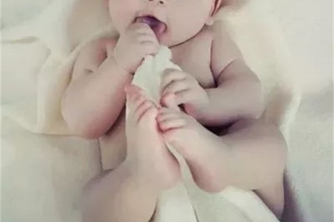 夏季怎么穿可以避免郑州捐卵宝宝感冒受凉？生病要怎么穿？